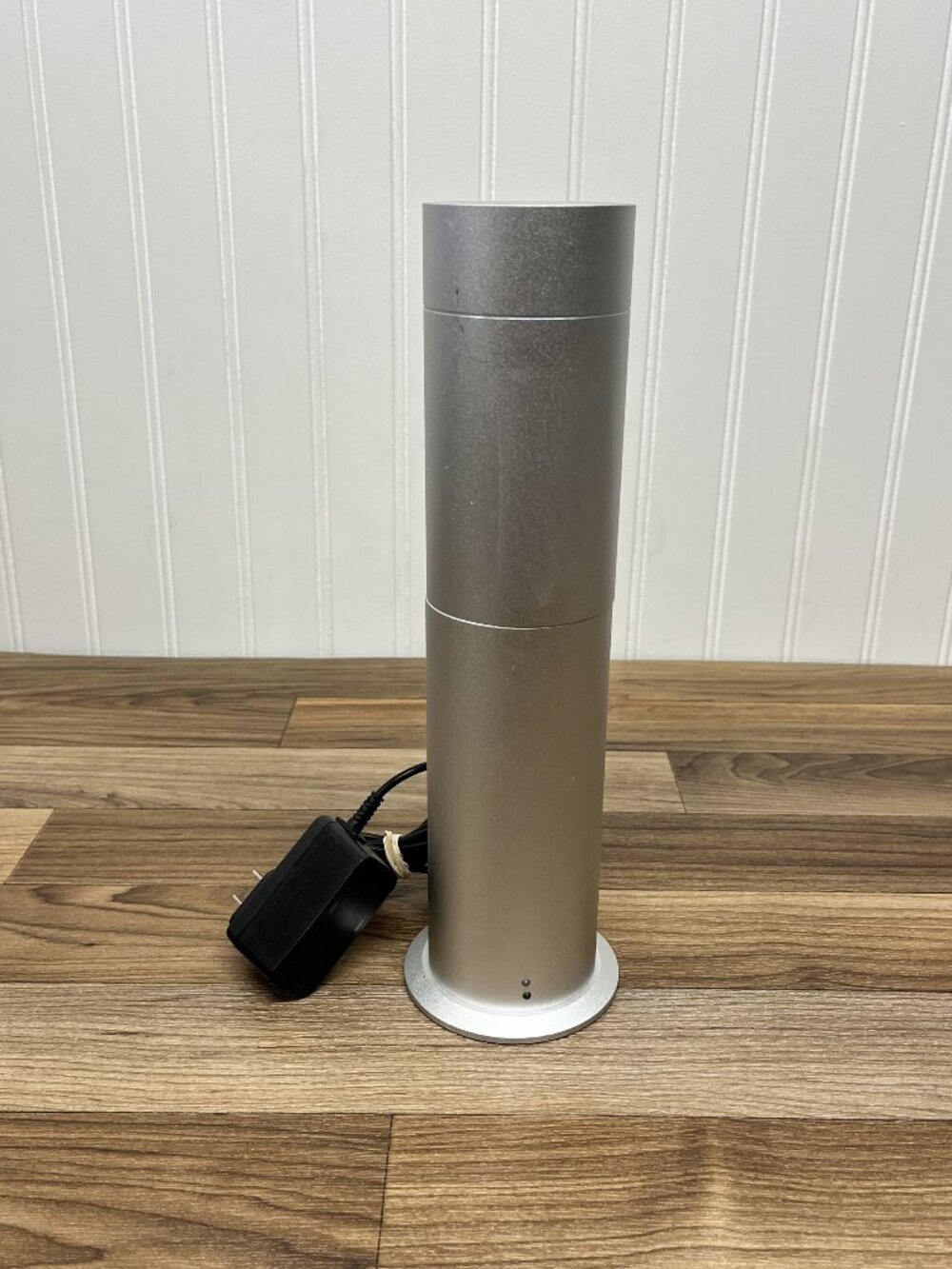 Aroma360 Scent Diffuser Silver Hotel Collection - No Bottles - Machine Only